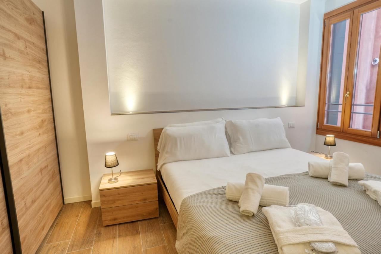 Ecco Suites Apartments 威尼斯 外观 照片