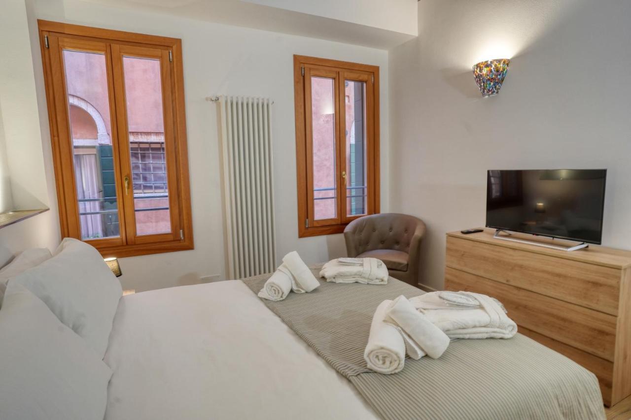 Ecco Suites Apartments 威尼斯 外观 照片