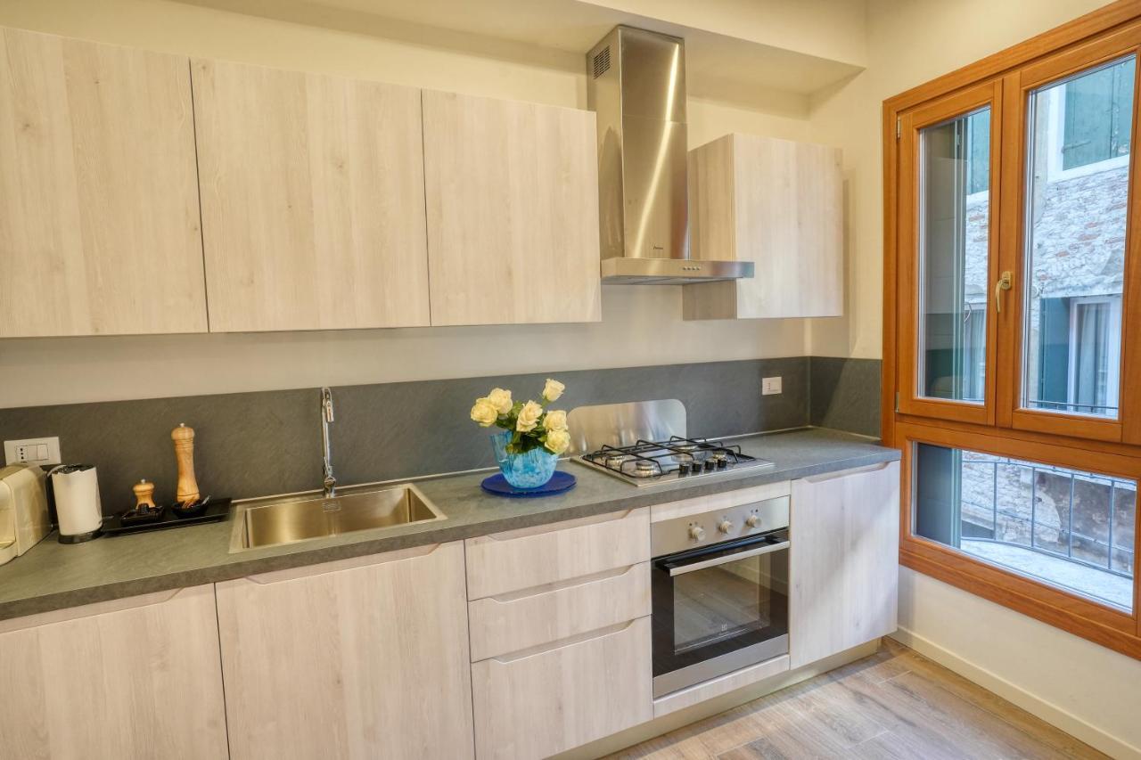 Ecco Suites Apartments 威尼斯 外观 照片