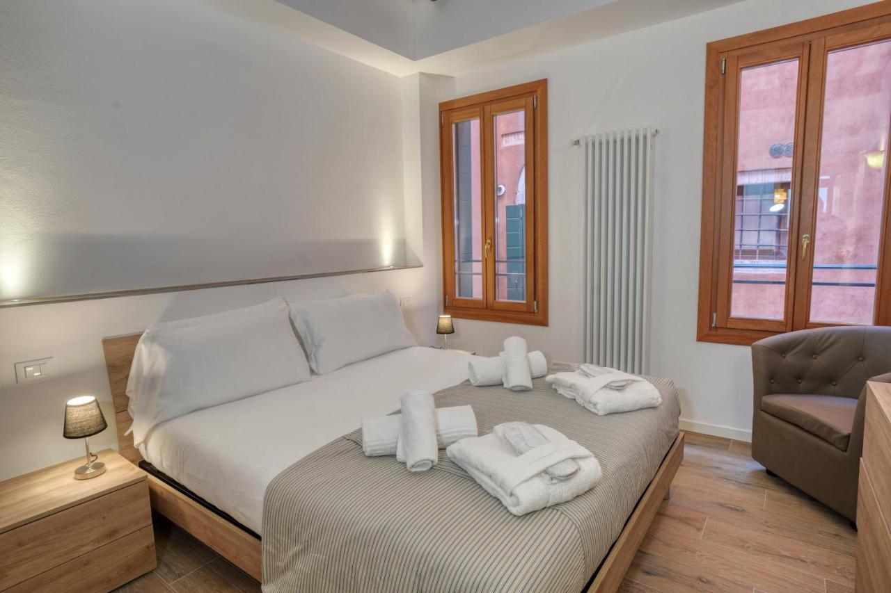 Ecco Suites Apartments 威尼斯 外观 照片