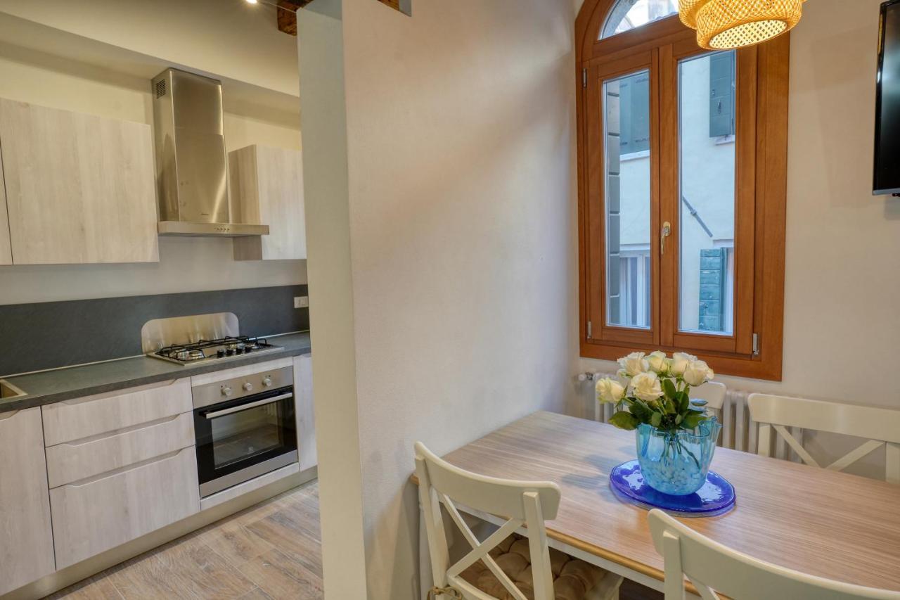 Ecco Suites Apartments 威尼斯 外观 照片