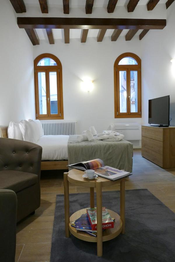 Ecco Suites Apartments 威尼斯 外观 照片
