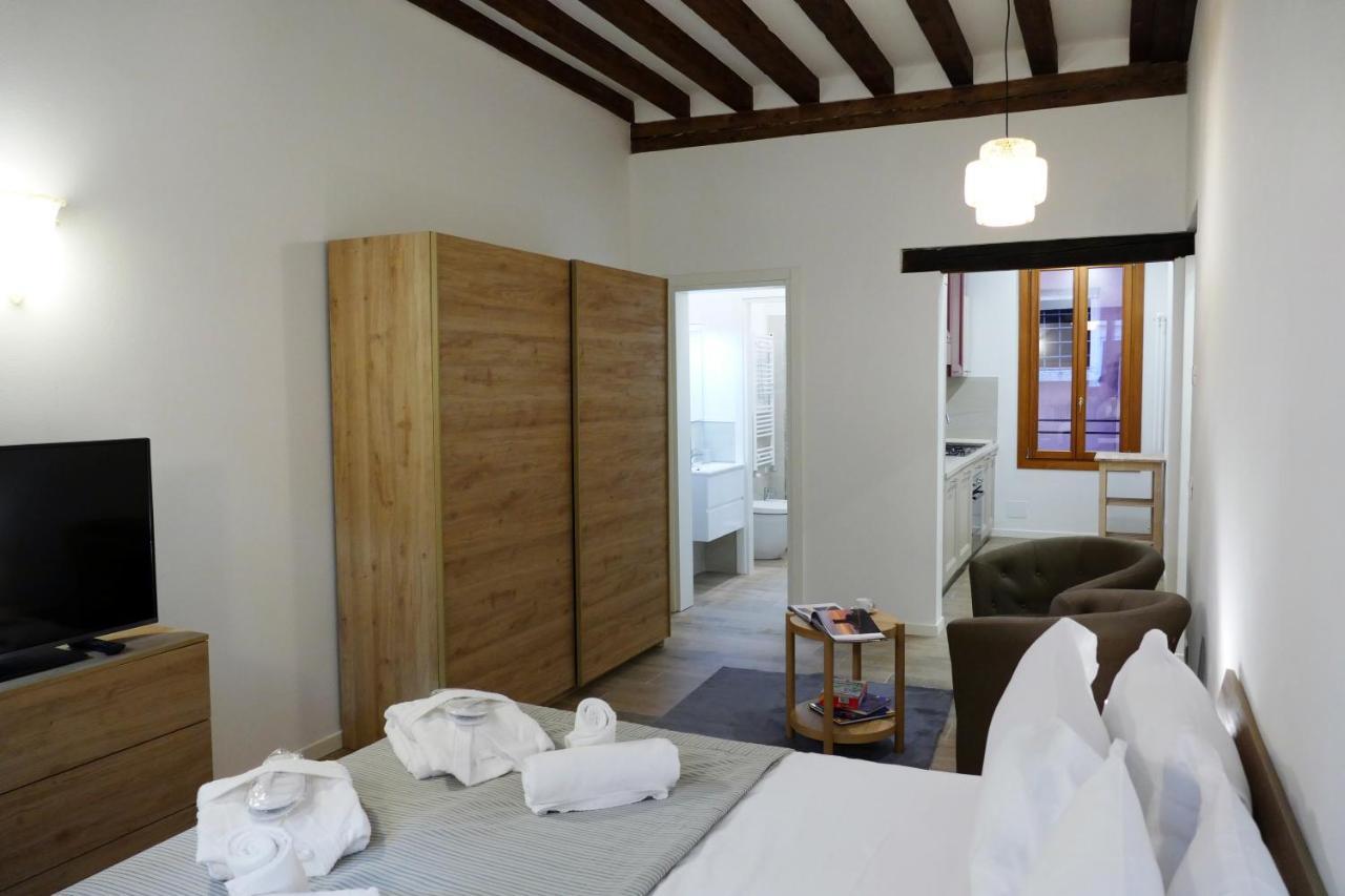 Ecco Suites Apartments 威尼斯 外观 照片