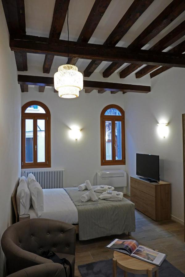 Ecco Suites Apartments 威尼斯 外观 照片